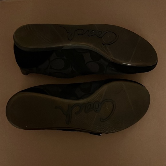 Adorable Coach sneakers! - Picture 3 of 4